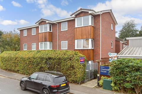 2 bedroom flat for sale, Barnardo Drive, Barkingside, Ilford, Essex