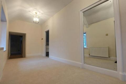 4 bedroom apartment to rent, Welsh Row, Nantwich CW5