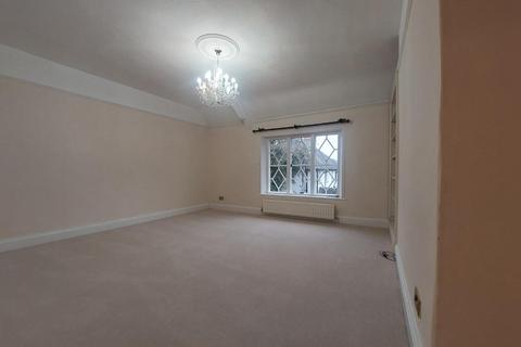 4 bedroom apartment to rent, Welsh Row, Nantwich CW5