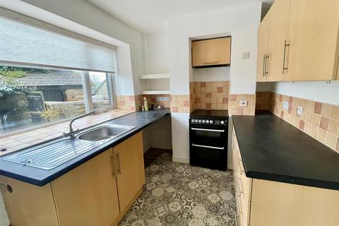 2 bedroom end of terrace house to rent, Myrtle Cottages