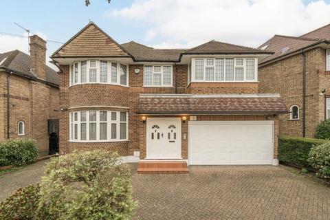 4 bedroom detached house to rent, Michleham Down, London N12