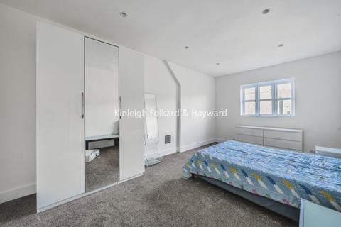 4 bedroom apartment to rent, Westbourne Terrace London W2