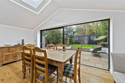 3 bedroom end of terrace house for sale, Malvern Road, Hampton