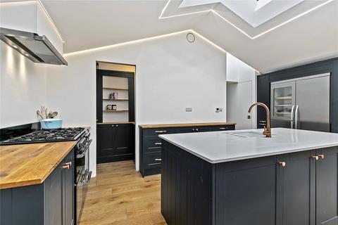 53 Malvern Road, Hampton, TW12 2LN