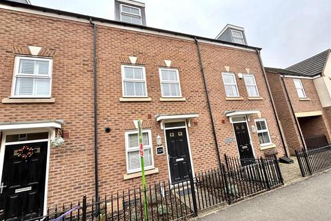 3 bedroom house to rent, Queen Elizabeth Road, Nuneaton