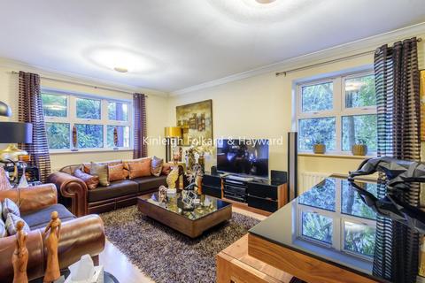 2 bedroom flat for sale, Albemarle Road, Beckenham