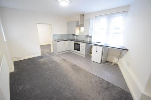 1 bedroom ground floor flat to rent, Plymouth Road, Penarth