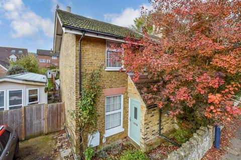 2 bedroom semi-detached house for sale, London Road, Maidstone, Kent