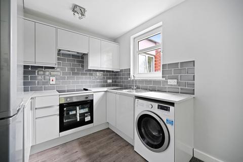 1 bedroom apartment for sale, Albion Road, Sutton, SM2