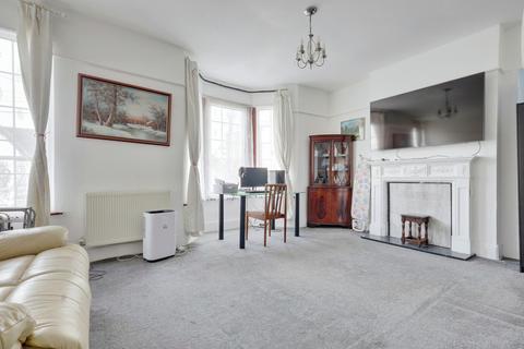 2 bedroom flat for sale, Chester Avenue, Southend-on-sea, SS1