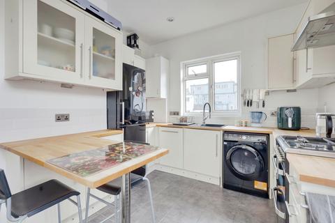 2 bedroom flat for sale, Chester Avenue, Southend-on-sea, SS1