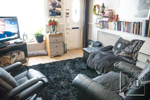 29 Gordon Road, Northfleet, Gravesend, DA11 9JN
