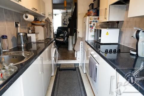 29 Gordon Road, Northfleet, Gravesend, DA11 9JN