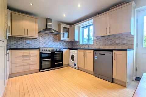 4 bedroom end of terrace house to rent, Sheridan Road, Somerset BS7