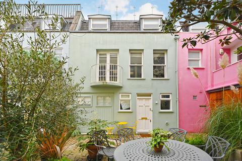 2 bedroom mews to rent, Alba Place, W11