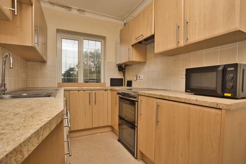 2 bedroom flat for sale, Broadfield Court, Broadfield Road, Folkestone