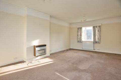 2 bedroom flat for sale, Broadfield Court, Broadfield Road, Folkestone