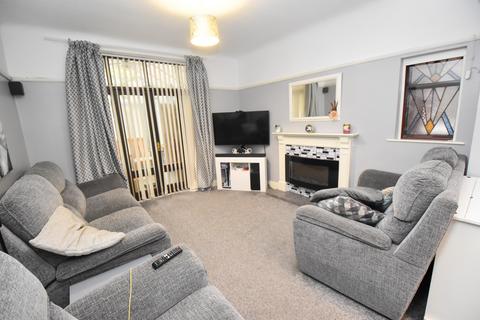 4 bedroom detached house for sale, Canterbury Road, Davyhulme, M41