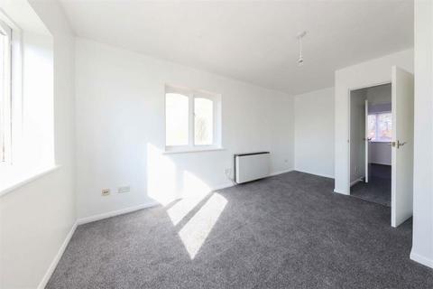 27 Caroline Close, West Drayton, UB7 7LF