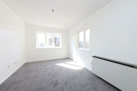 27 Caroline Close, West Drayton, UB7 7LF