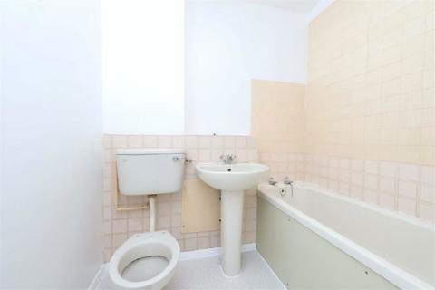 27 Caroline Close, West Drayton, UB7 7LF