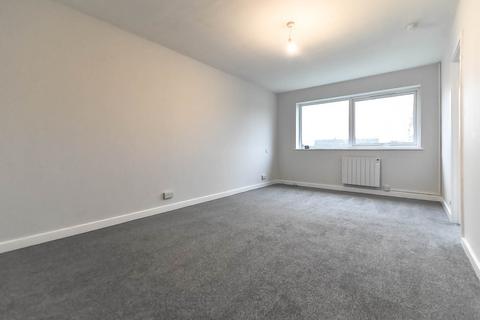 2 bedroom flat to rent, Maple Leaf Court, Burton Road, Cottingham, East Yorkshire, HU16