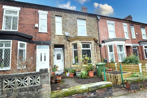 4 bedroom terraced house for sale, Railway Road, Urmston, M41