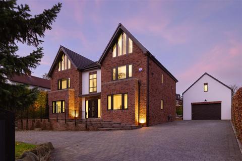 5 bedroom detached house for sale, Rawdon Road, Leeds LS18