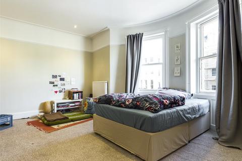 4 bedroom apartment to rent, Brunswick Place, Hove, East Sussex, BN3