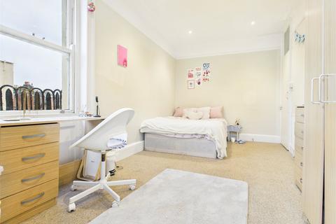 4 bedroom apartment to rent, Brunswick Place, Hove, East Sussex, BN3