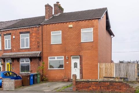 3 bedroom end of terrace house to rent, Smallbrook Lane, Leigh WN7