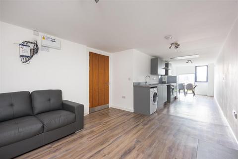 2 bedroom apartment to rent, 165 West Street, City Centre S1