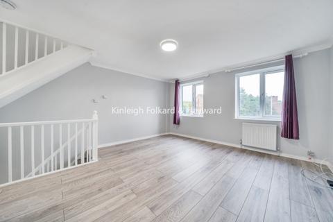 4 bedroom house to rent, Ravensleigh Gardens Bromley BR1