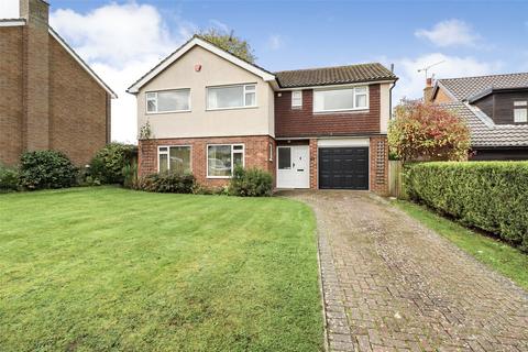 4 bedroom detached house for sale, Veronica Drive, Fleet GU51