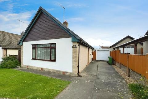 2 bedroom detached bungalow for sale, Ffordd Penrhwylfa, Prestatyn, Denbighshire LL19 8BS