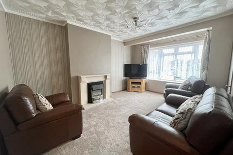 2 bedroom flat for sale, Devon Road, Barking IG11