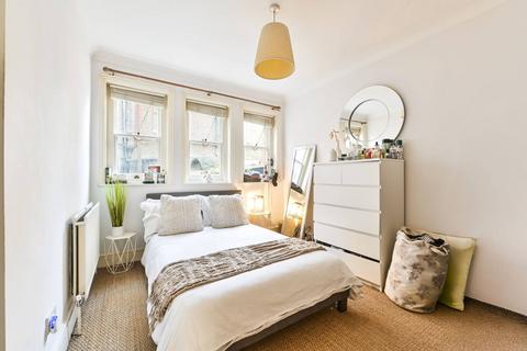 1 bedroom flat for sale, Addison Gardens, Brook Green, London, W14