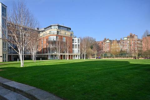 Coleridge Gardens, Chelsea, London, SW10