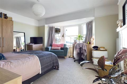 4 bedroom apartment to rent, Brunswick Place, Hove, East Sussex, BN3