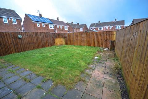 3 bedroom end of terrace house for sale, Laybourn Gardens, South Shields