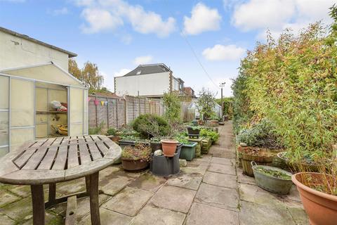 3 bedroom terraced house for sale, Primrose Avenue, Chadwell Heath, Essex