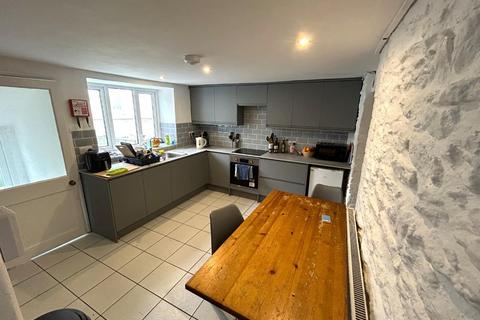 5 bedroom house to rent, New Street, Falmouth