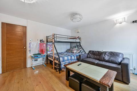 Alexandra Street, New Cross, London, SE14
