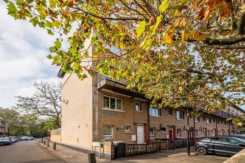 Alexandra Street, New Cross, London, SE14
