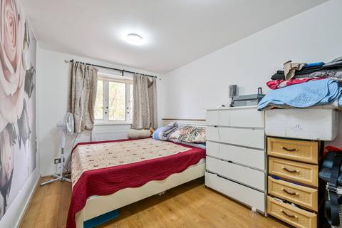 2 Alexandra Street, London, SE14 6HU