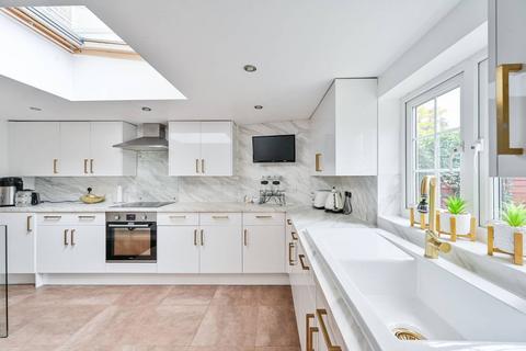 undefined, Lower Road, Rotherhithe, London, SE8