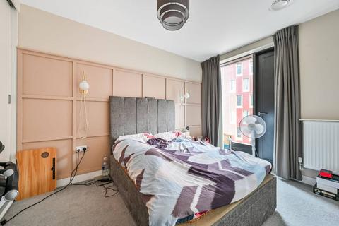 2 bedroom flat for sale, Station Road, Lewisham, London, SE13