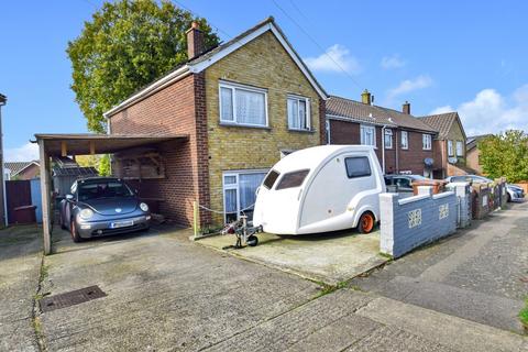 2 bedroom end of terrace house for sale, King George Road, Chatham, ME5