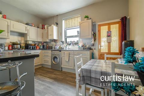 2 bedroom terraced house for sale, St. Philips Street, Blackburn