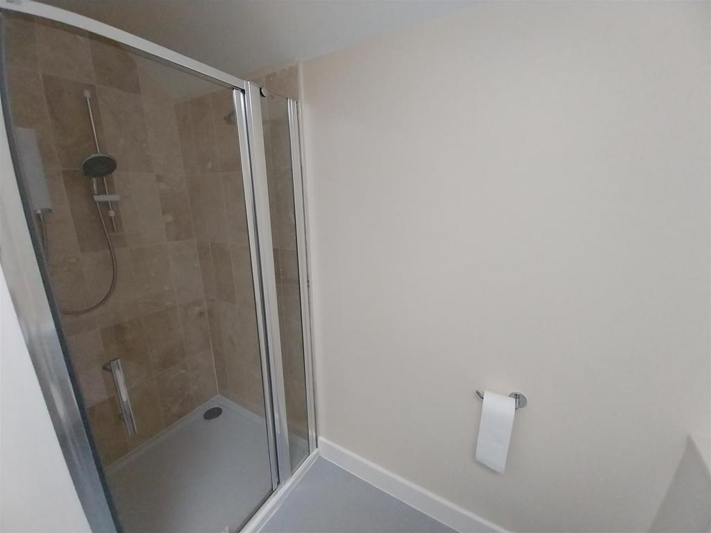 En-suit bathroom